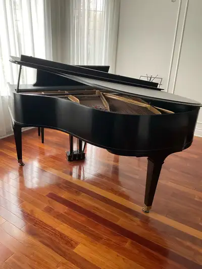 Baldwin piano, View more