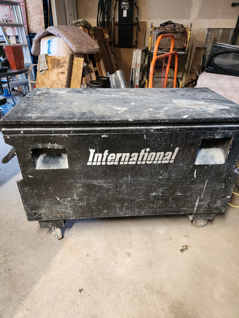 International jobbox Tool Storage & Benches Calgary Kijiji