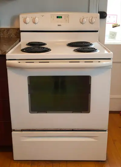 Inglis 30'' Cuisinière serpentin - blanc, View more