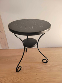 Table de chevet 