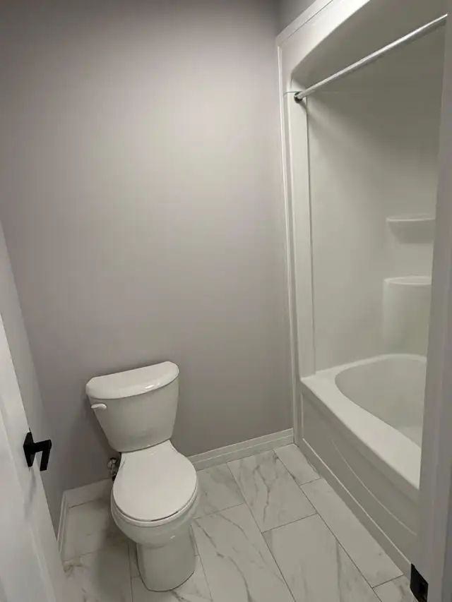 4 Bedroom 3.5 bathroom home available NOW in Long Term Rentals in Cambridge - Image 10