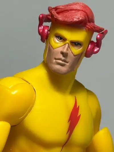 DC UNIVERSE CLASSICS -Kid Flash, View more
