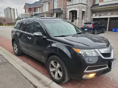 Reliable Luxury AWD SUV 7-passenger seating with spacious third row Leather interior Sunroof Backup...