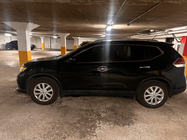 2016 Nissan rogue  in Cars & Trucks in Windsor Region - Image 4