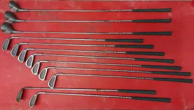 SET OF 11 CAMPBELL GOLF CLUBS (+ DUNLOP SAND WEDGE), View more