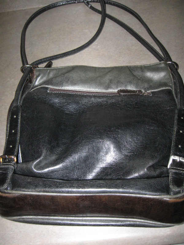 Vintage Joanel Purse in Women's - Other in City of Halifax - Image 2