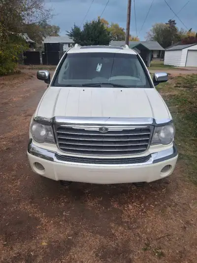 Beautiful Chrysler up for sale! Fully loaded with heated leather seats, sunroof, entertainment syste...