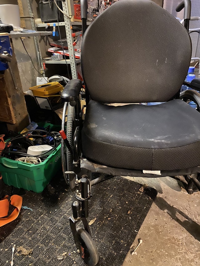 Custom wheelchair Health & Special Needs Ottawa Kijiji