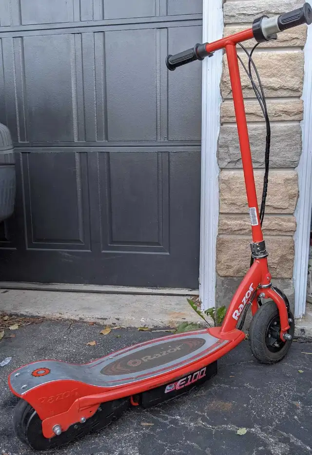 Razor E100 Electric Scooter FRAME for custom build or rebuild