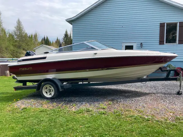 Bateau Maxum 1800 in Powerboats & Motorboats in St-Georges-de-Beauce - Image 4