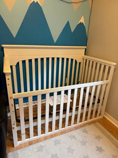 Graco crib, View more