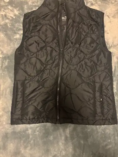 Hollister Ultimate Puffer Vest - Size Small, View more