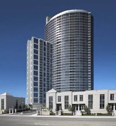 Modern 1+1 Condo For Lease - 3103-83 Borough Dr. Toronto ON