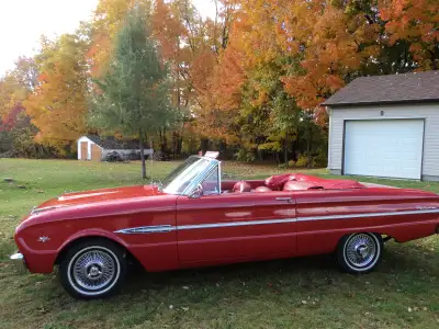 Ford Falcon modèle Futura 1963 convertible en très bonne condition, tout est neuf. Moteur V8, 289, t...