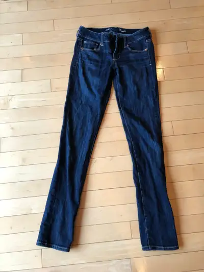 American Eagle Skinny Jeans Size 2, View more