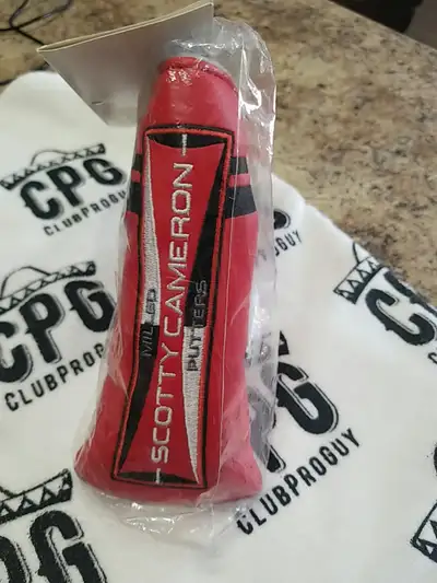 Scotty Cameron Headcover, View more