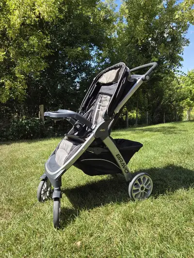 Chicco Bravo Stroller - Great Condition!, View more