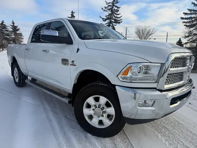 2014 RAM 3500 Laramie Longhorn *DIESEL* in Cars & Trucks in Calgary - Image 3