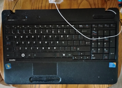 Toshiba C650 laptop, WINXP Pro and SP3, View more