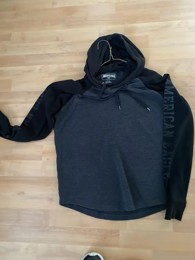 boys hoodies - size small  in Men's in Charlottetown - Image 4