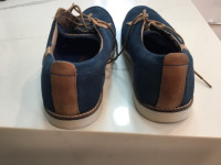 Men’s sketcher shoes size13