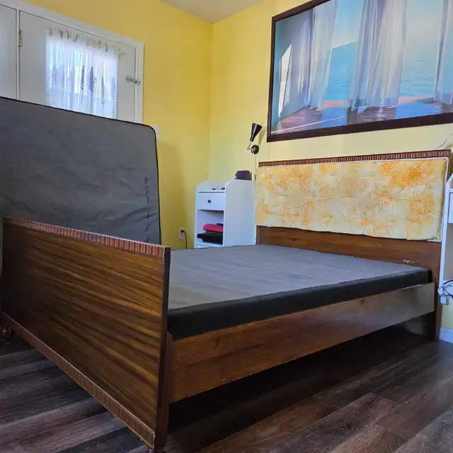 Double mattress with boxspring (the size between Queen and twin) in Beds & Mattresses in Kingston - Image 6