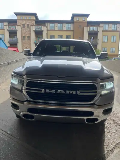 2021 Dodge Ram 1500 Bighorn 4x4 – HEMI V8 $24,500 Well-maintained 2021 Dodge Ram bighorn 1500 4x4 wi...