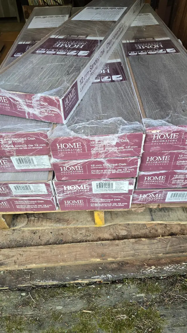 Laminate Flooring for sale! (actual laminate, not SPC) in Floors & Walls in Kenora - Image 3