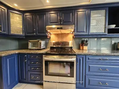 Full Set of Used Kitchen Cabinets in excellent condition, View more