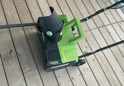 Earthwise Snowblower (Model SN74018), View more