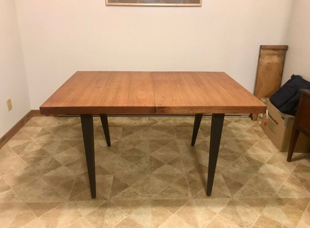 Mid-Century Modern Table in Dining Tables & Sets in Saint John - Image 3