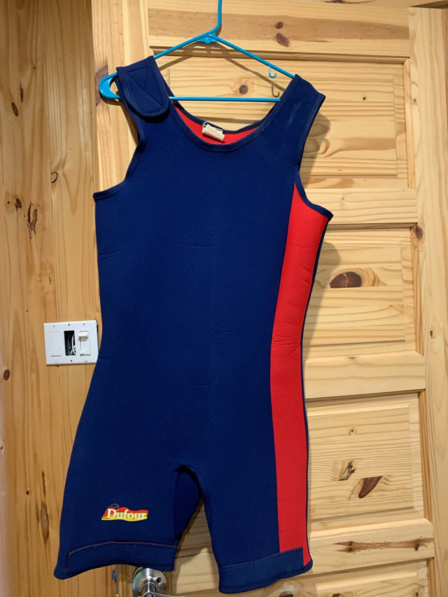Wet suit dans Sports nautiques  à Val-d'Or - Image 2