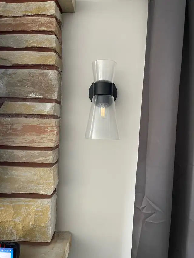 wall lights in Indoor Lighting & Fans in Brantford - Image 5