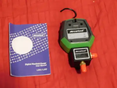 DIGITAL MANIFOLD GAUGE NEW $60, View more