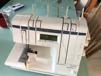 Viking Husqvarna sewing machine 210 Electronic Vintage