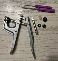 Plastic snap plier kit