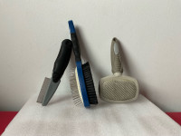 Cat grooming brushes/comb