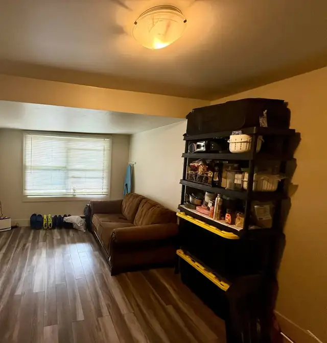 Discounted Room Available for Short Term- Windsor St.