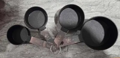 New Measuring Cups & Measuring Spoons Set (Black), View more