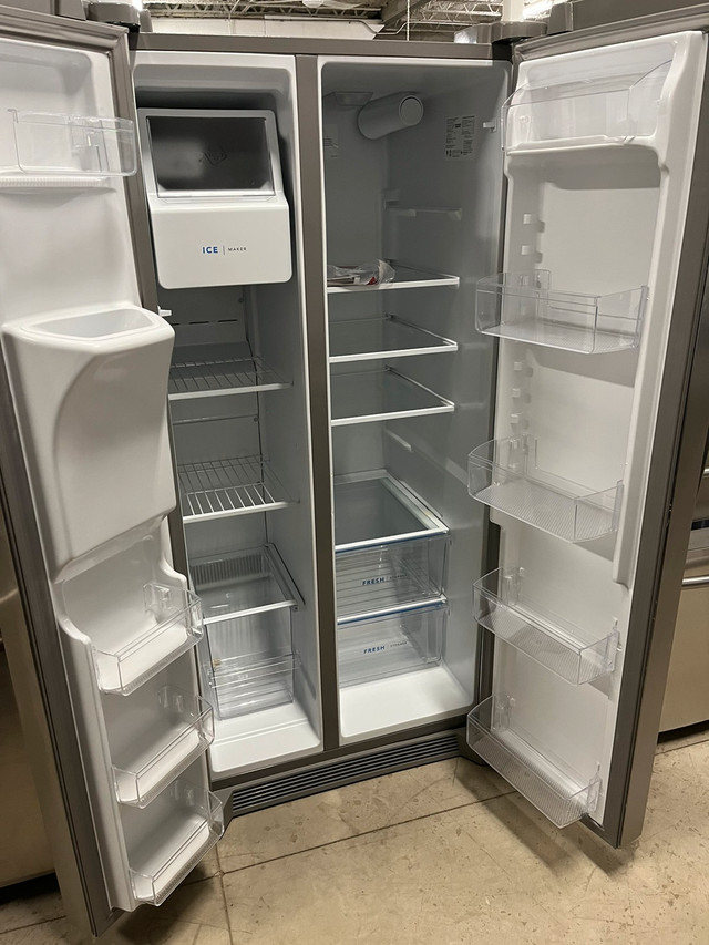 Only used 2 months  Frigidaire stainless 33” fridge  in Refrigerators in Stratford - Image 3