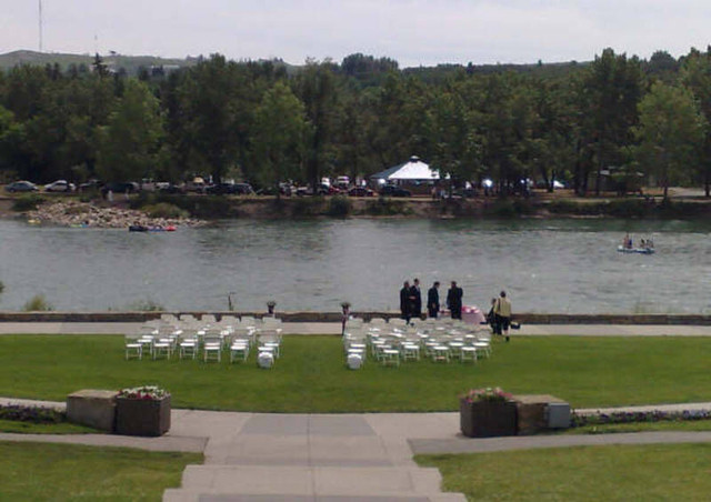 Outdoor Wedding Chairs-Calgary Party Rental in Wedding in Calgary - Image 2