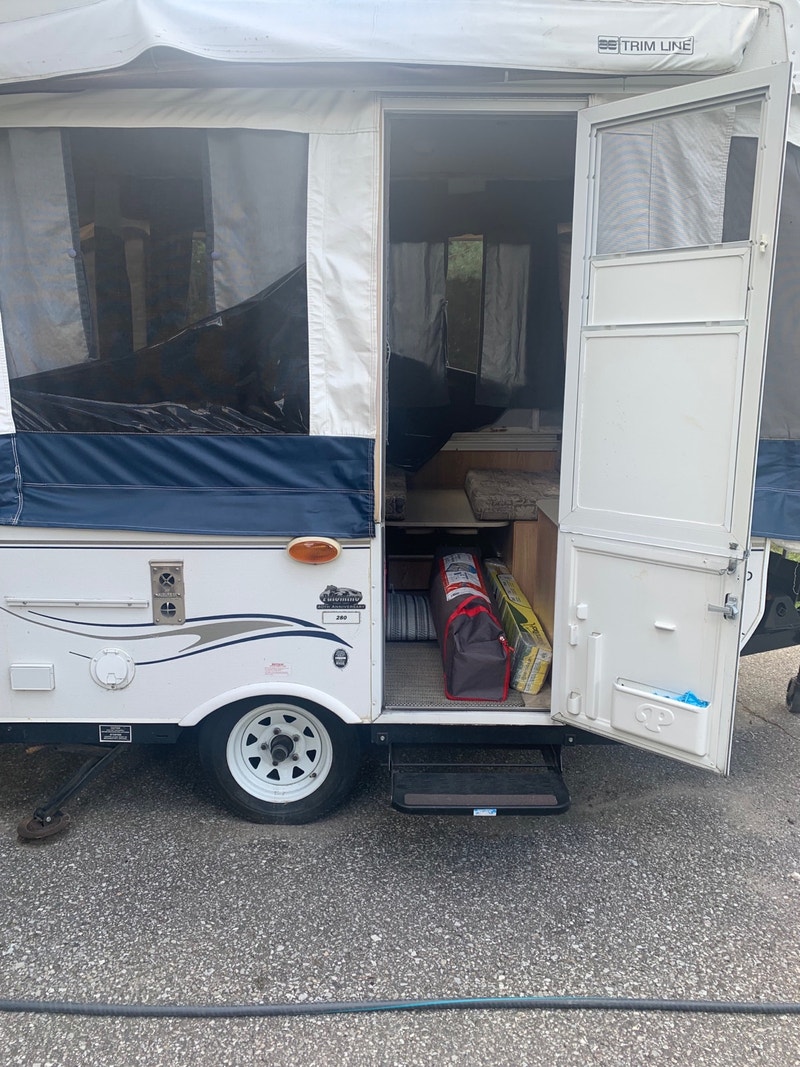 Pony pop up camper Travel Trailers & Campers Barrie Kijiji