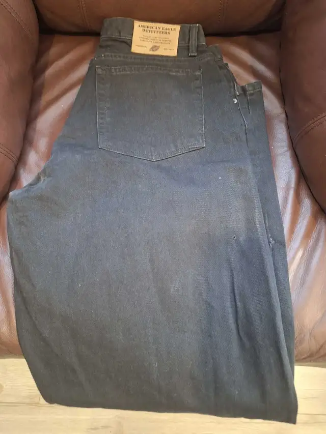 American Eagle Jeans in Women's - Bottoms in Barrie - Image 2