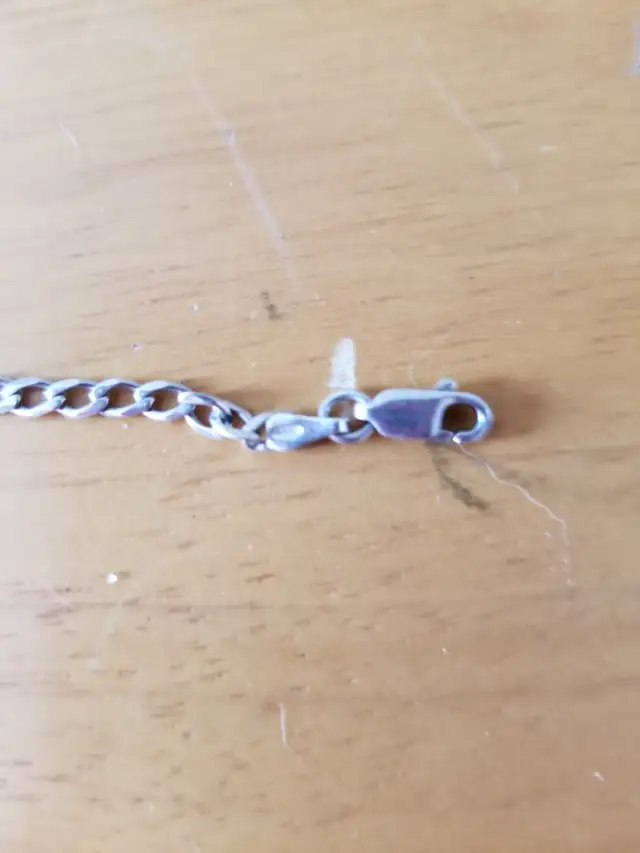 10K White Gold Bracelet in Jewellery & Watches in Ottawa - Image 6