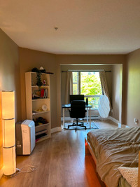 Spacious master bedroom in 2bd2bath for rent at UBC June 1st