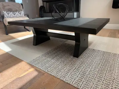 Living room coffee table, excellent condition. Length 54 inches, width 36 inches, height 18 inches.