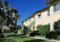 Condo available in Pompano spacious and comfortable