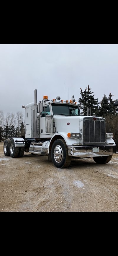 2007 Peterbilt 378 Original owner, owner driven Cat C-15 525hp 18 speed 12/46 3.90 ratio 4 way locke...