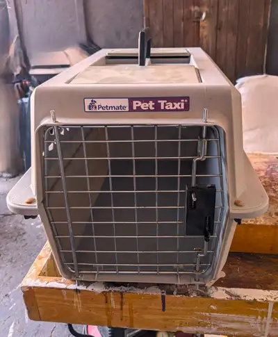 Pet carrier, small, View more