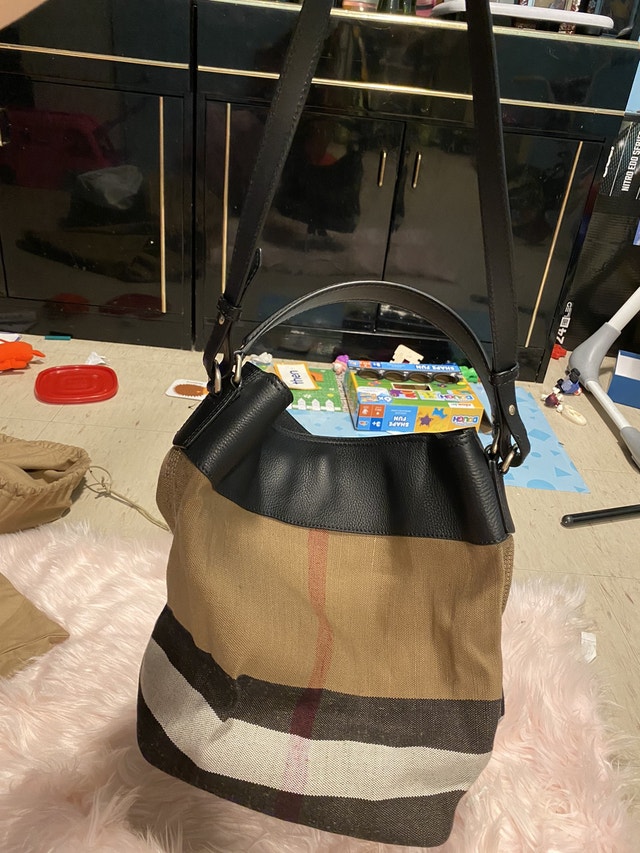 Designer Bag Burberry Women's Bags & Wallets City of Toronto Kijiji